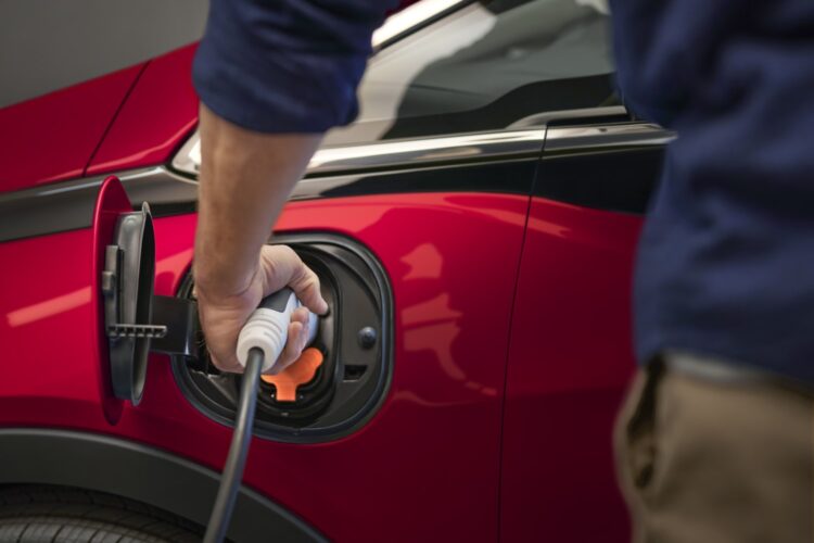 GM Announces New Fleet Charging Service