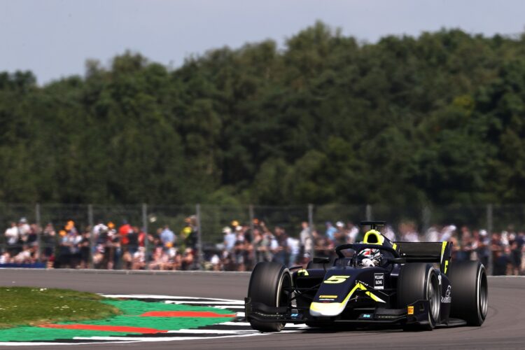 F2: Ticktum fastest ahead of Piastri in opening session at Silverstone
