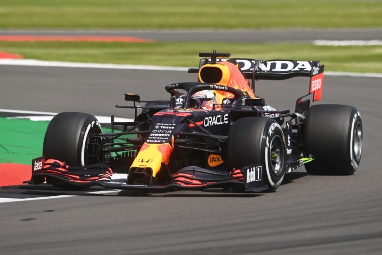 F1: Verstappen tops final British GP practice