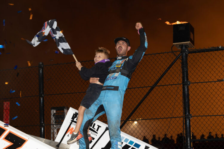 WoO: Kyle Larson wins Kings Royal at Eldora