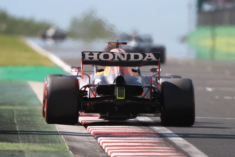 F1: Verstappen forced to take 3rd and final Honda engine for 2022