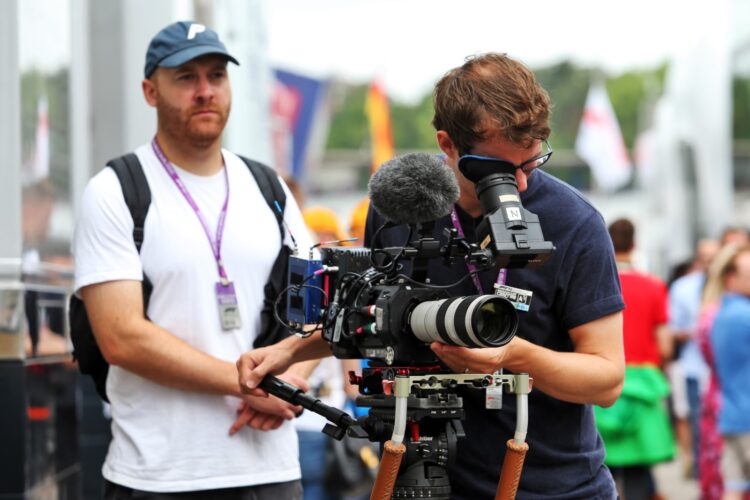 F1: Netflix cameras ‘creating drama’ – Szafnauer