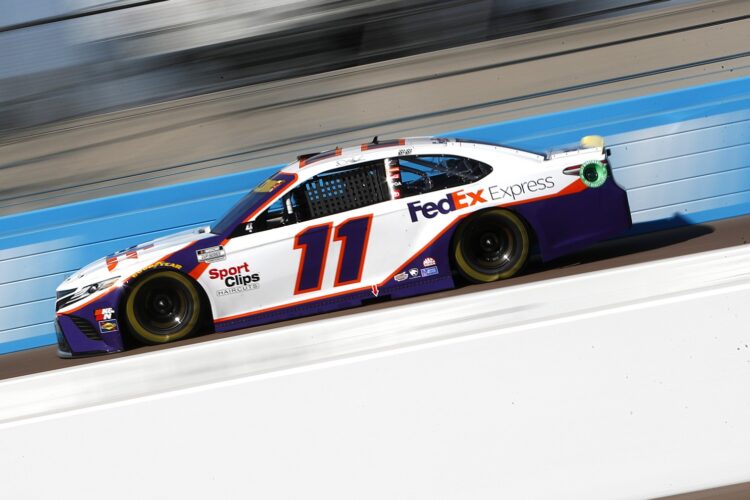 NASCAR: Toyota looks to go 4-for-4 in Phoenix Sunday