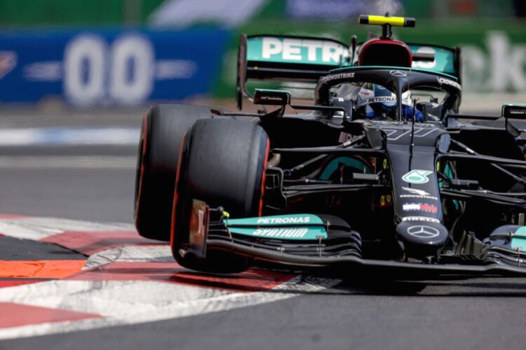 F1: Bottas wins Mexico GP Pole, Mercedes locks out front row