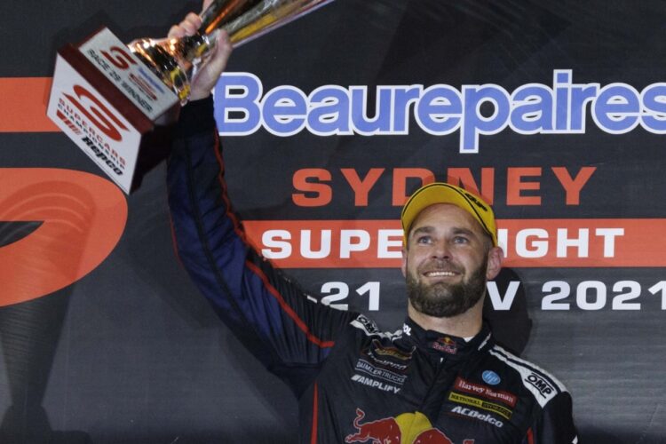 Supercars: Van Gisbergen snatches late win in Sydney, has one hand on title
