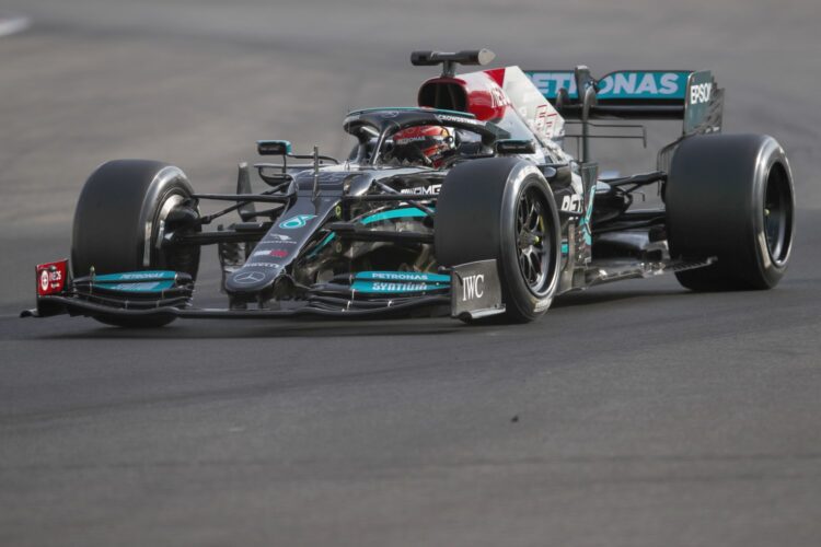 F1: Mercedes driver Nyck de Vries fastest on Day 1 at Abu Dhabi