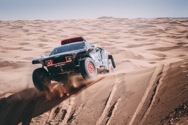 Dakar: Peterhansel wins Stage 10 for Audi