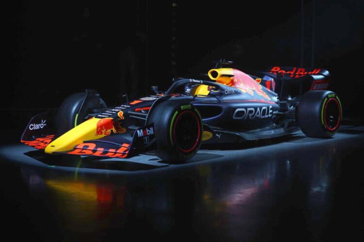 F1: First photos, Red Bull Oracle RB18 2022 car