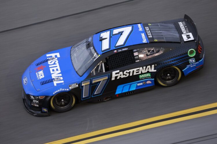 NASCAR: Fords sweep both 150-mile qualifying races at Daytona