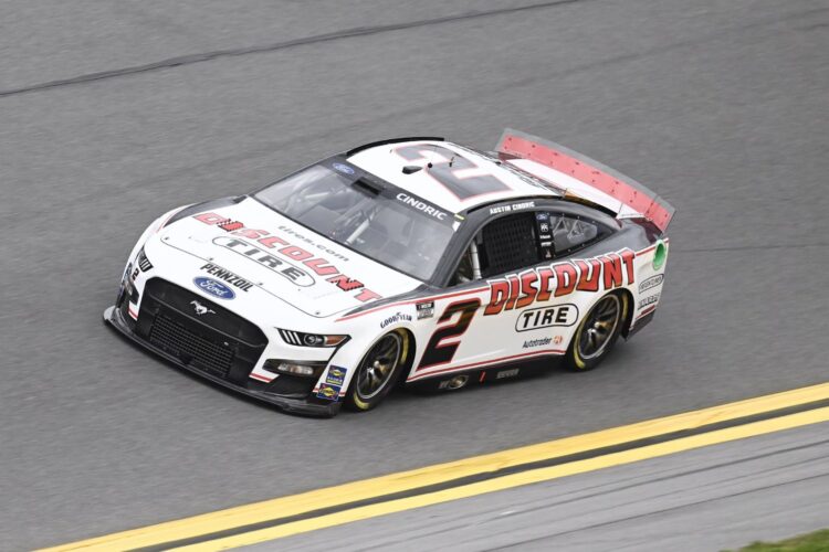 NASCAR: Team Penske And Discount Tire Announce Extension