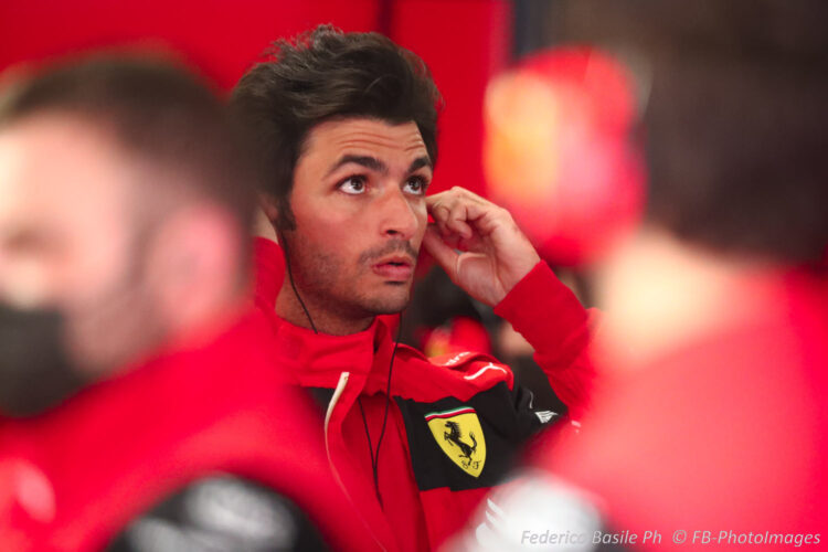 F1: Sainz Jr.-Ferrari contract talks ‘no secret’