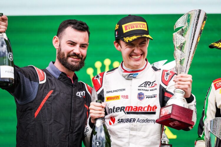F2: Pourchaire wins feature F2 race in Imola Sunday