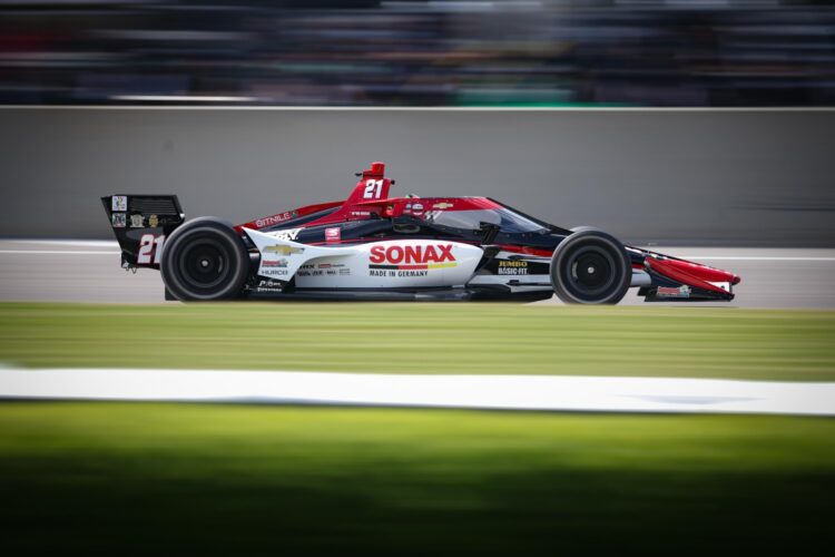 IndyCar: Veekay wins pole for GP of Alabama