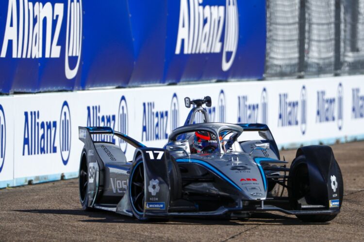 Formula E: de Vries wins second half of Berlin E-Prix double-header: