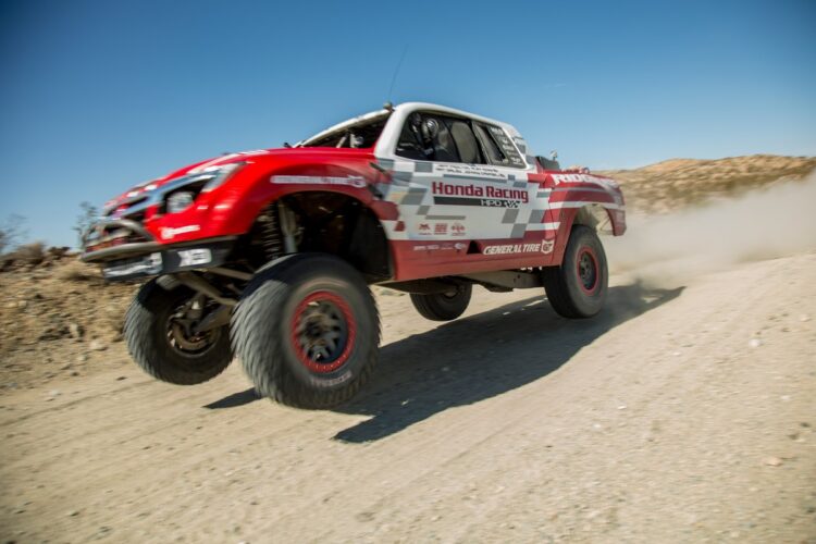 Rossi and Honda finish 2nd in class in Baja 1000