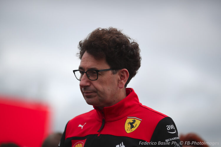 F1: Former boss says Binotto must end turmoil