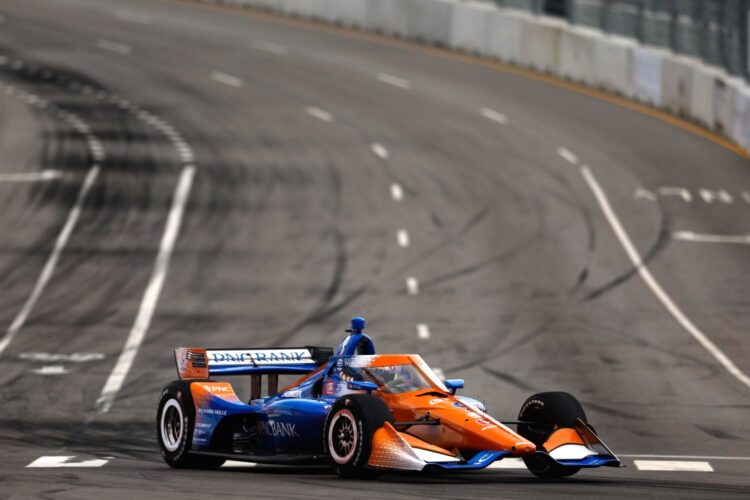 IndyCar: Dixon tops sweltering Nashville morning warm-up