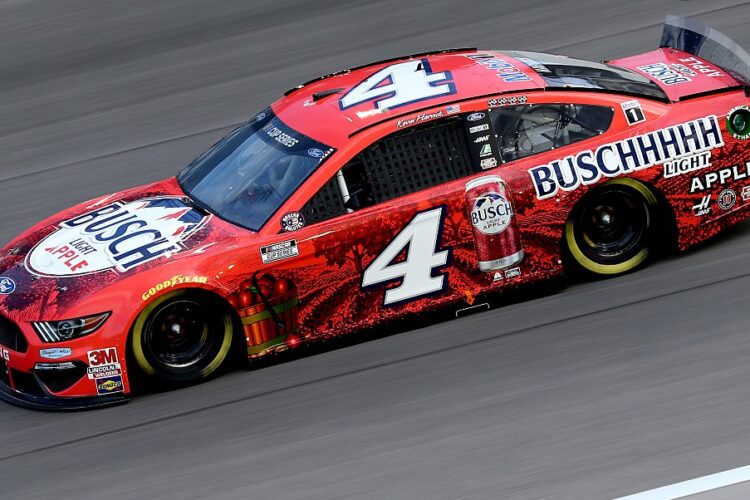 NASCAR: Harvick breaks 65-race win drought