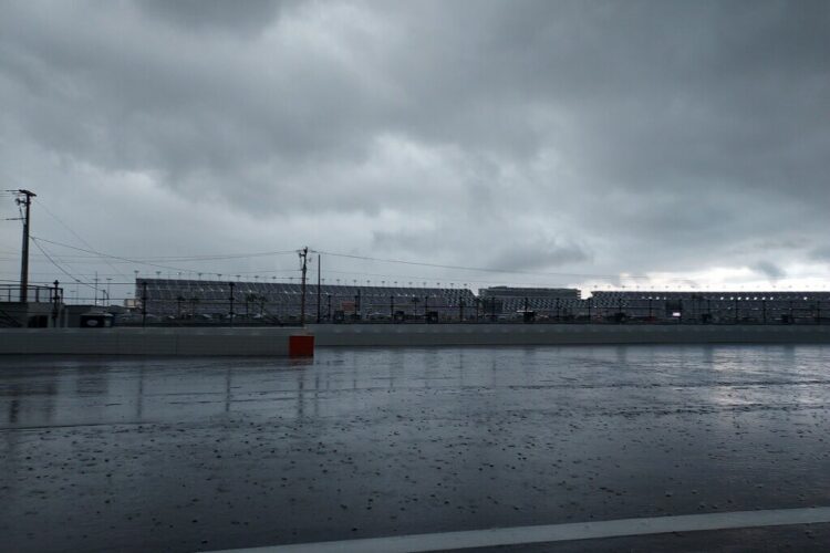 NASCAR: Rain postpones Coke Zero 400 at Daytona until Sunday