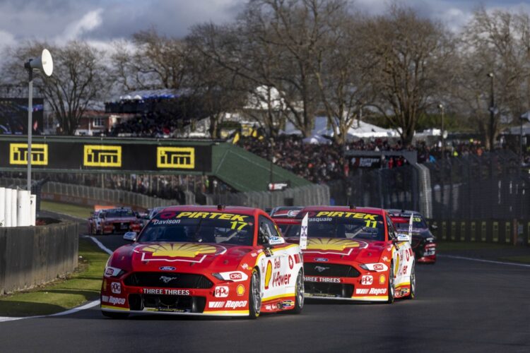 Supercars: Will Davison holds off kiwi to win thriller in Auckland