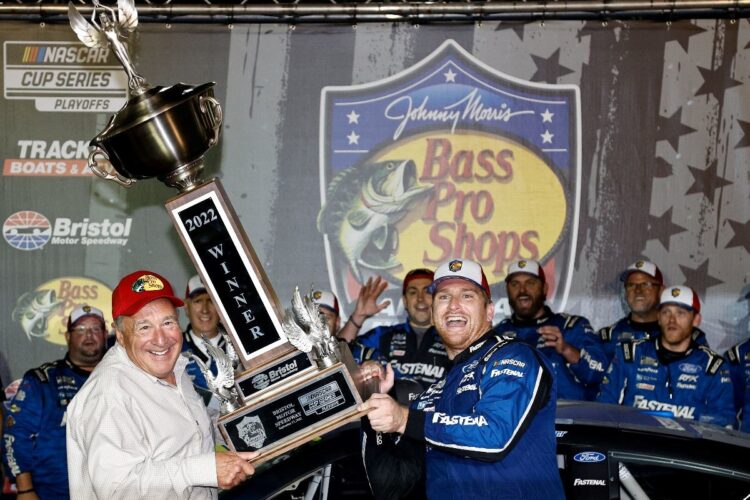 NASCAR: Buescher scores Bristol victory, champions eliminated from playoffs