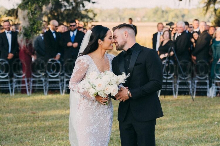NASCAR: Former Danica boyfriend Stenhouse marries another girl