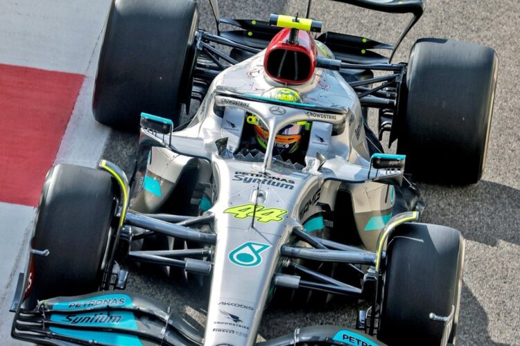 F1: Hamilton leads Mercedes 1-2 in opening practice in Abu Dhabi