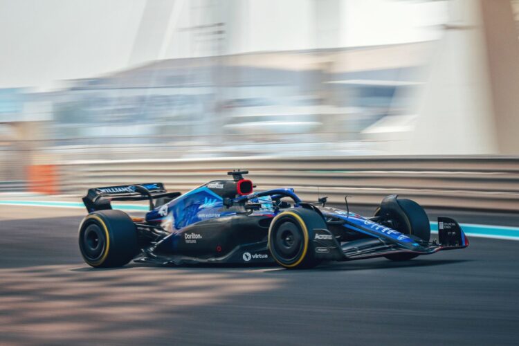 F1: Scenes from Abu Dhabi Post-Season Tire test