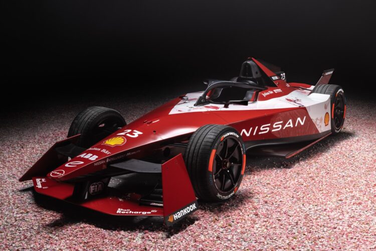 Formula E: Nissan Team unveils striking cherry blossom livery for Season 9