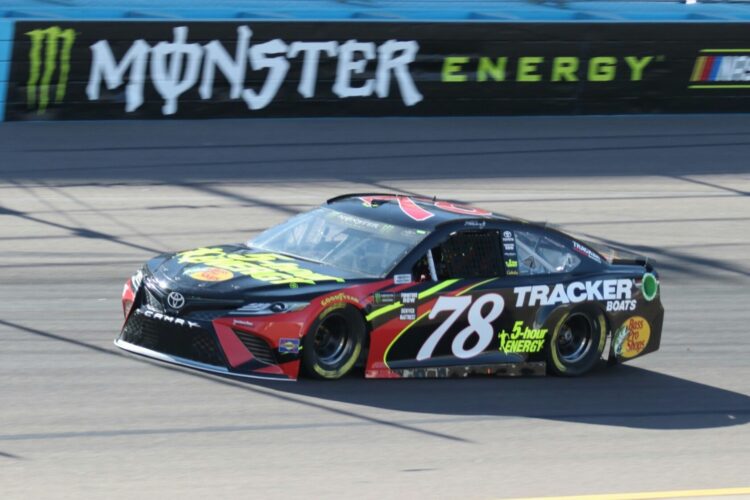 Martin Truex Jr. earns first pole of the season