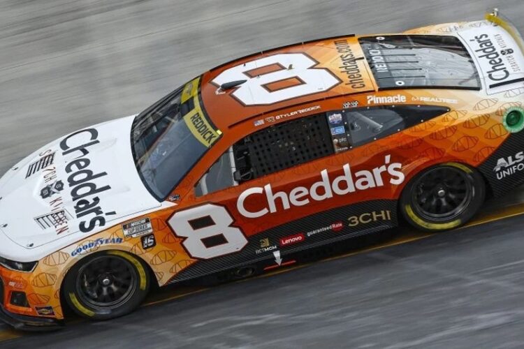 NASCAR: Cheddar’s Scratch Kitchen to sponsor Kyle Busch and RCR