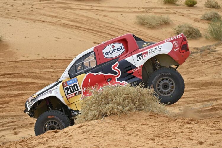 Dakar Stage 7: Al-Attiyah stays in front, Toyotas still 1-2-3-4