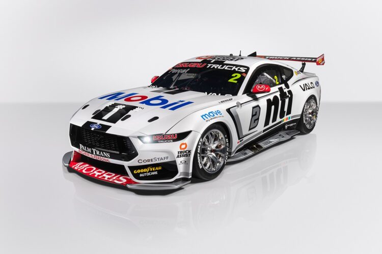 Supercars: Walkinshaw Andretti team unveils Ford Mustangs