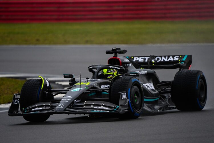 Rumor: Mercedes W14 suffered suspension failure during testing