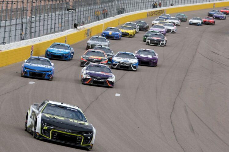 NASCAR: Byron wins Pennzoil 400 Cup race at Vegas