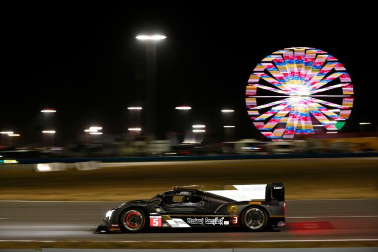 Rolex 24: Hour 9 Standings – Barbosa keeps #5 Cadillac out front