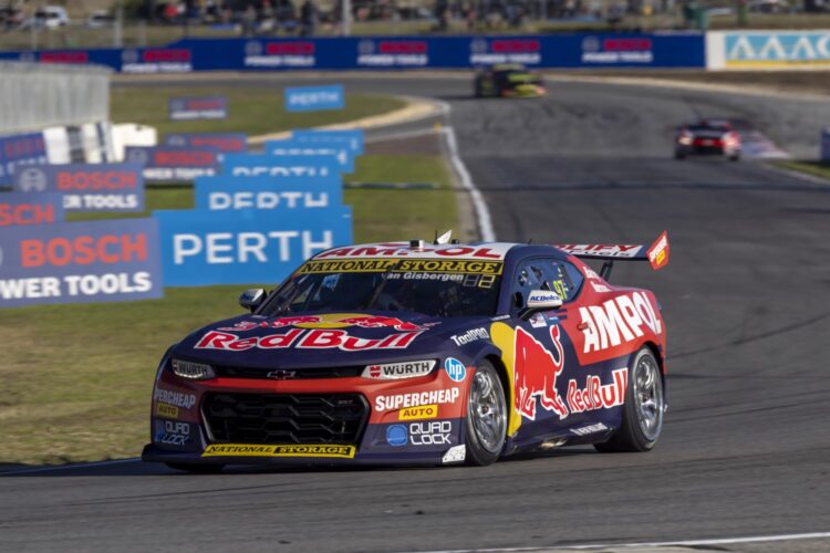 Supercars: Van Gisbergen pips Kostecki after epic battle in Perth