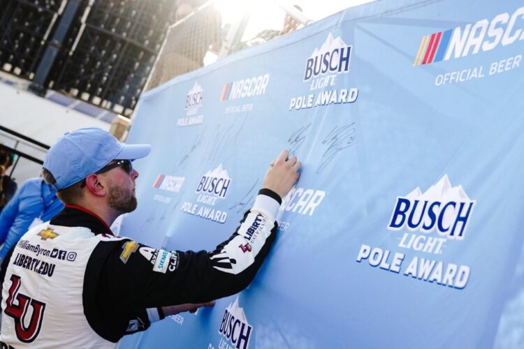 NASCAR: Byron wins Cup pole in Kansas