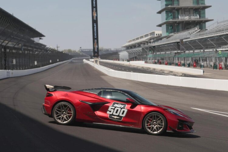 IndyCar: Corvette Z06 Hardtop Convertible To Pace 107th Indianapolis 500