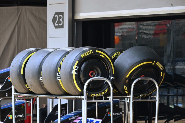 Rumor: F1 to select Pirelli over Bridgestone