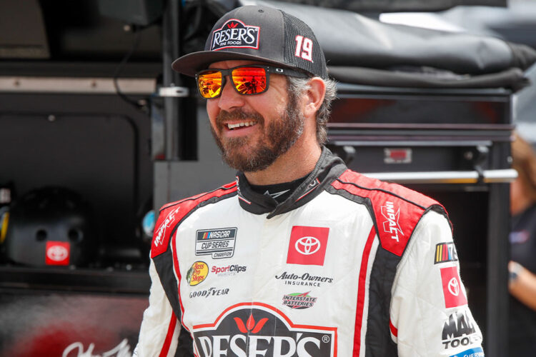 NASCAR: Martin Truex Jr. wins Cup race in Loudon