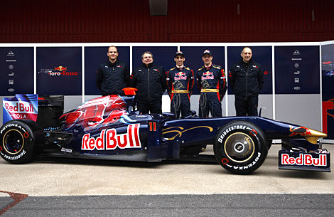 Toro Rosso launches 2009 car