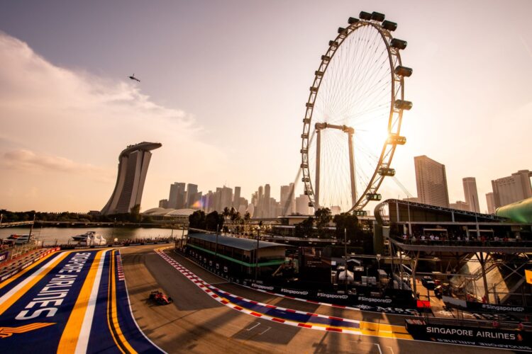 Formula 1 News: Singapore GP survives corruption of politician  (Update)