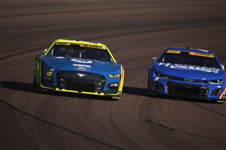 NASCAR News: Six Cup teams headed to Phoenix to test  (Update)