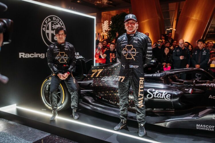 Formula 1 News: Alfa Romeo team unveils Las Vegas livery