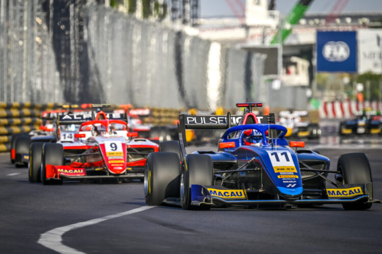 Macau GP: Browning wins crash-affected F3 race