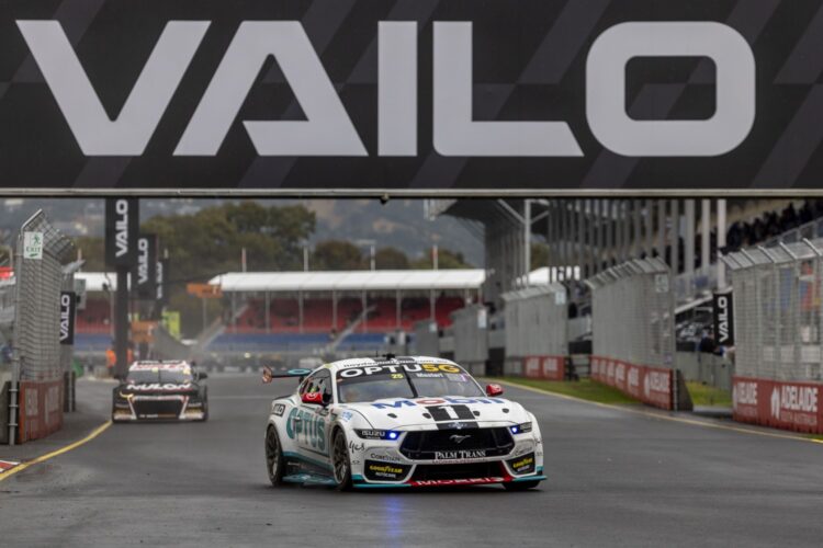 Supercars News: Mostert tops first Adelaide practice