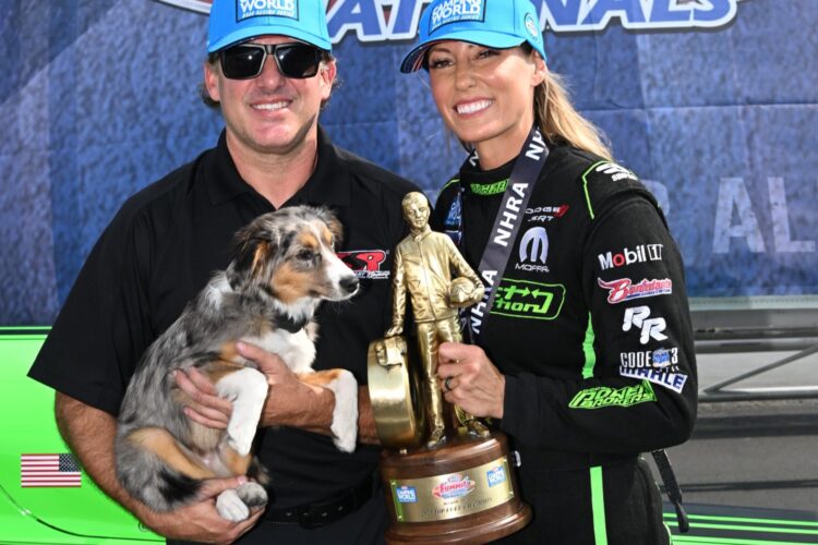 NHRA: Leah Pruett and Tony Stewart to start family