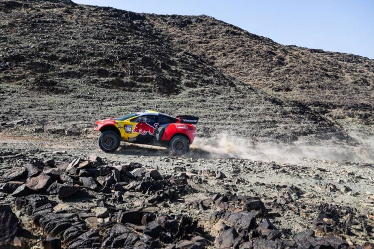 Dakar Stage 4: Loeb and Cornejo take stage wins