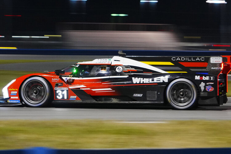 IMSA Rolex 24 Hour 17: #31 Cadillac vs. four Porsches